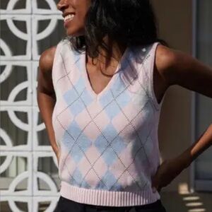 Brandy Melville Pink and Blue Argyle V-Neck Sweater Vest